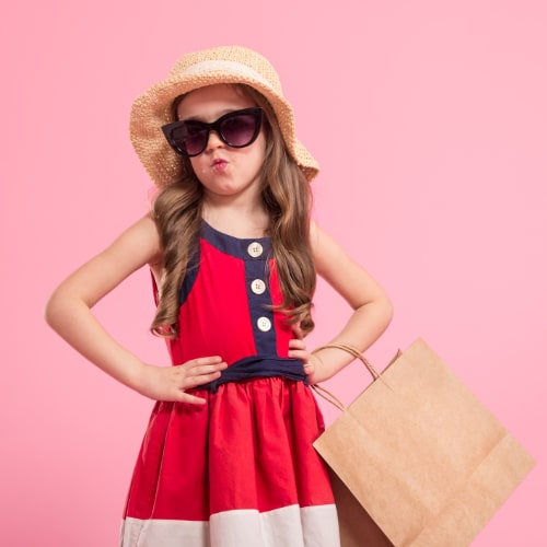 little-fashionista-colored-background-mom-s-shoes-min